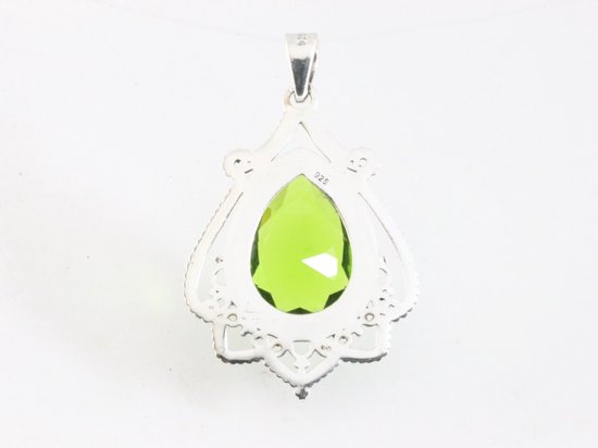 Bewerkte zilveren hanger met peridoot afbeelding 3