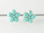 Bloemvormige zilveren oorstekers met groene turkoois afbeelding 4