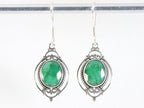 Bewerkte zilveren oorbellen met smaragd afbeelding 3