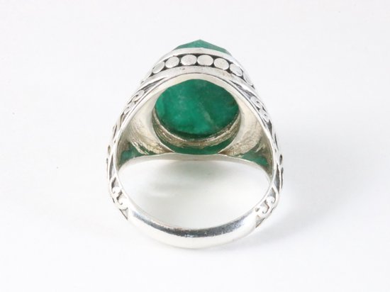 Zware bewerkte zilveren ring met smaragd afbeelding 3