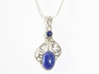 Opengewerkte zilveren hanger met lapis lazuli aan ketting afbeelding 4