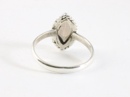 Fijne bewerkte zilveren ring met rookkwarts afbeelding 3