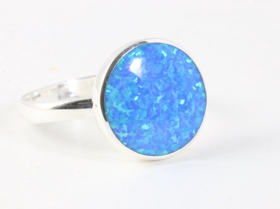 Fijne ronde hoogglans zilveren ring met Australische opaal afbeelding 1