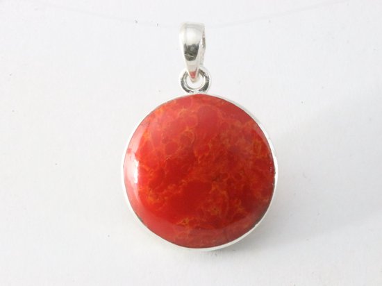 Fijne ronde zilveren hanger met levensboom op rode koraal steen afbeelding 3