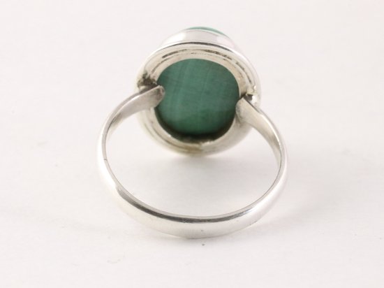 Ovale zilveren ring met malachiet afbeelding 3