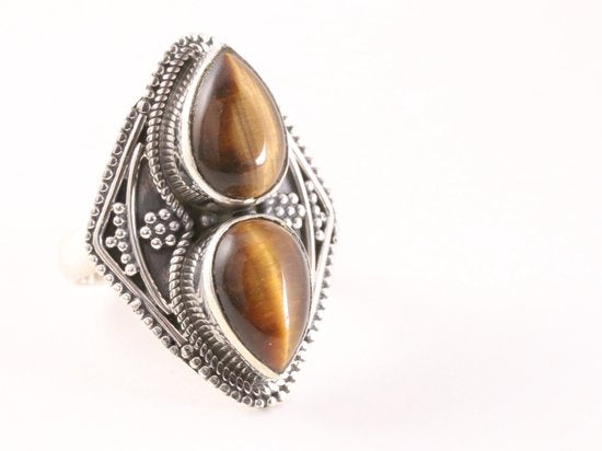 Zware bewerkte zilveren ring met tijgeroog afbeelding 1