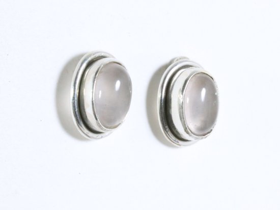 Fijne ovale zilveren oorstekers met rozenkwarts afbeelding 1