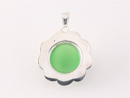 Bewerkte zilveren hanger met groene opaal afbeelding 3
