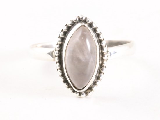 Fijne bewerkte zilveren ring met rozenkwarts afbeelding 4