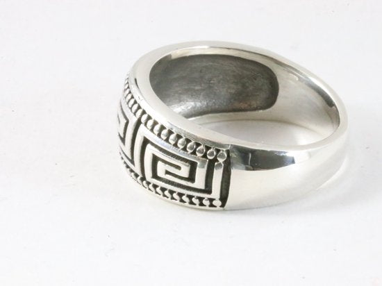 Zilveren ring met Grieks motief afbeelding 2