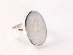 Ovale hoogglans zilveren ring met welo opaal afbeelding 1
