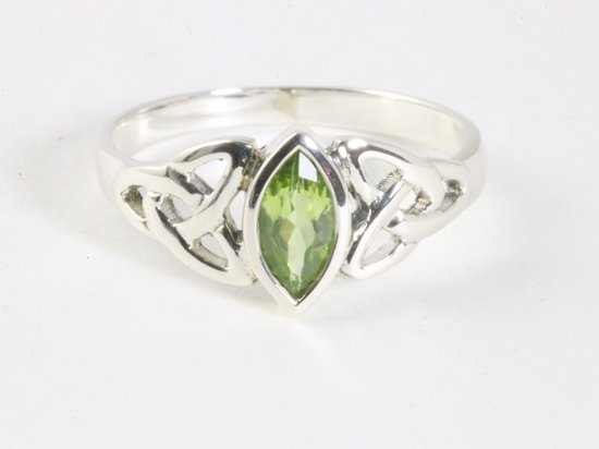 Fijne opengewerkte hoogglans zilveren ring met peridoot afbeelding 4