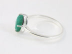 Fijne hoogglans zilveren ring met smaragd afbeelding 2