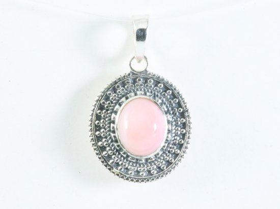 Bewerkte ovale zilveren hanger met roze opaal afbeelding 3