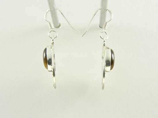 Opengewerkte zilveren oorbellen met tijgeroog afbeelding 2