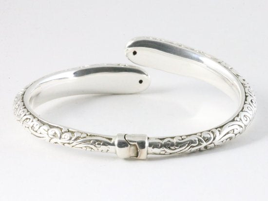 Bewerkte zilveren klemarmband afbeelding 2