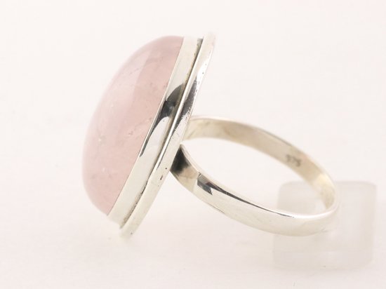Ovale zilveren ring met rozenkwarts afbeelding 2