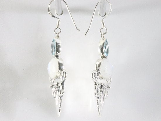 Lange zilveren oorbellen met regenboog maansteen en blauwe topaas afbeelding 2