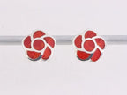 Bloemvormige zilveren oorstekers met rode koraal steen afbeelding 1