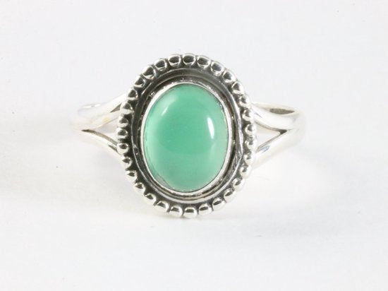 Bewerkte zilveren ring met jade afbeelding 4