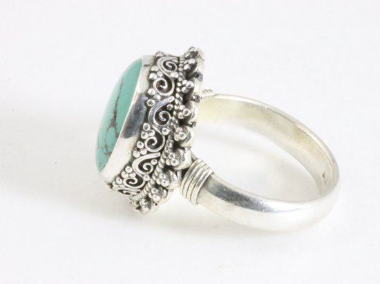 Traditionele zware bewerkte zilveren ring met Tibetaanse turkoois afbeelding 2