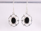 Opengewerkte zilveren oorbellen met zwarte agaat afbeelding 4