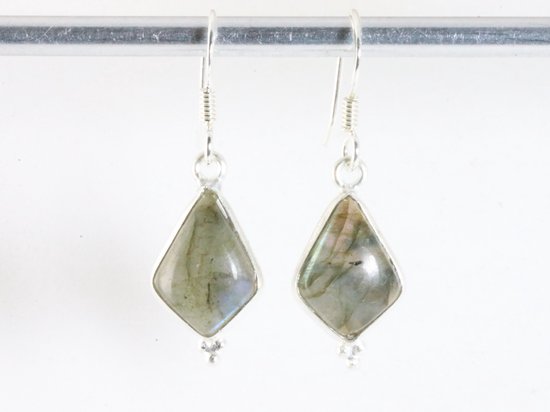Fijne zilveren oorbellen met labradoriet afbeelding 3