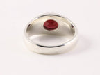 Hoogglans zilveren ring met granaat afbeelding 3