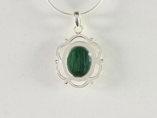 Opengewerkte zilveren hanger met malachiet aan ketting afbeelding 4