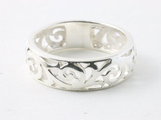 Opengewerkte zilveren ring afbeelding 3