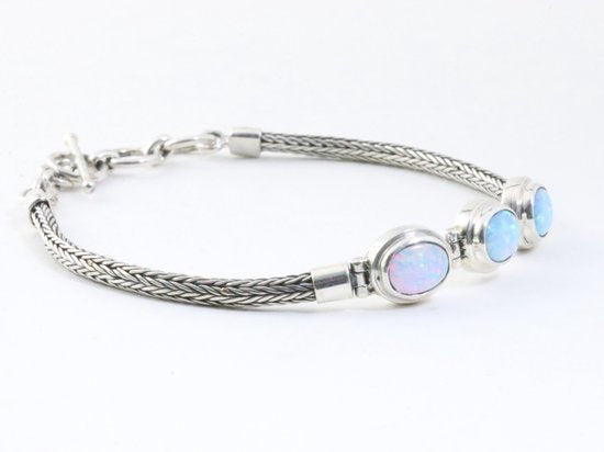 Traditionele zilveren snake armband met Australische opaal afbeelding 2