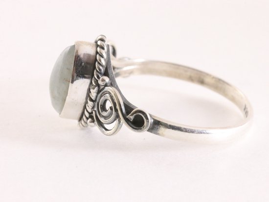 Fijne bewerkte zilveren ring met aquamarijn afbeelding 2