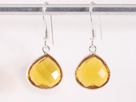 Fijne druppelvormige zilveren oorbellen met citrien afbeelding 4