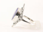 Bewerkte zilveren ring met gefacetteerde lapis lazuli afbeelding 2