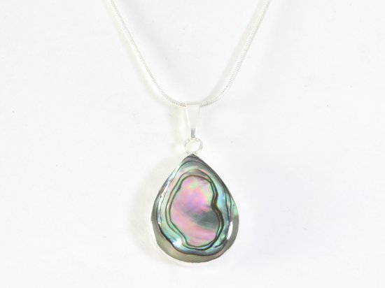 Druppelvormige zilveren hanger met abalone schelp aan ketting afbeelding 4