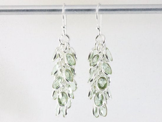 Trosvormige zilveren oorbellen met groene amethist afbeelding 3