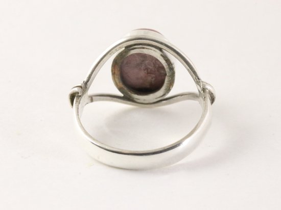 Fijne opengewerkte zilveren ring met rhodoniet afbeelding 3