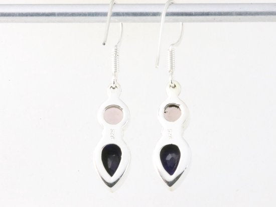 Fijne zilveren oorbellen met blauwe saffier en rozenkwarts afbeelding 2