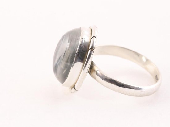 Ovale zilveren ring met bergkristal afbeelding 2