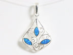 Opengewerkte zilveren hanger met Australische opaal afbeelding 4