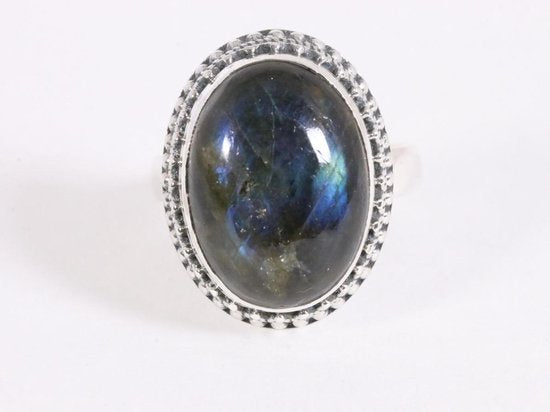 Zware bewerkte zilveren ring met labradoriet afbeelding 4