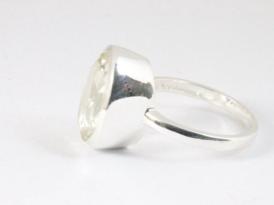 Hoogglans zilveren ring met bergkristal afbeelding 2