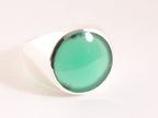 Ronde hoogglans zilveren ring met groene agaat afbeelding 1