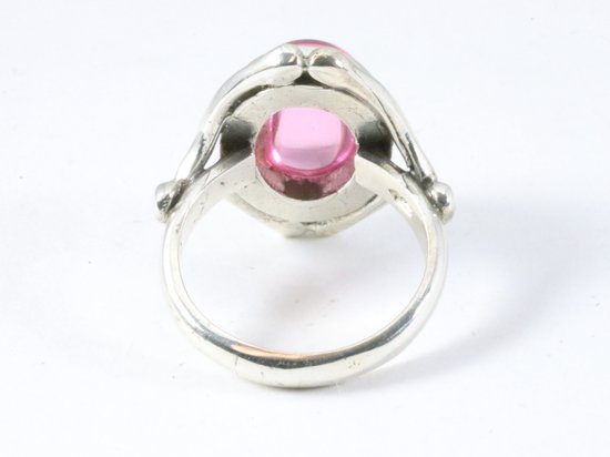 Bewerkte zilveren ring met roze toermalijn afbeelding 3