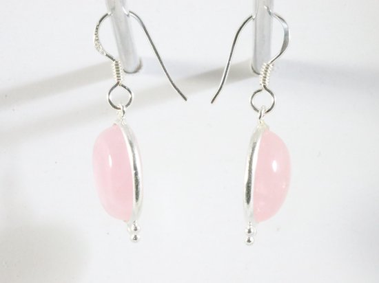 Fijne zilveren oorbellen met rozenkwarts afbeelding 2