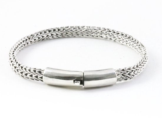 Gevlochten zilveren armband met kliksluiting afbeelding 1
