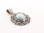 Bewerkte zilveren hanger met larimar aan ketting afbeelding 2