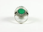 Bewerkte zilveren ring met groene onyx afbeelding 2