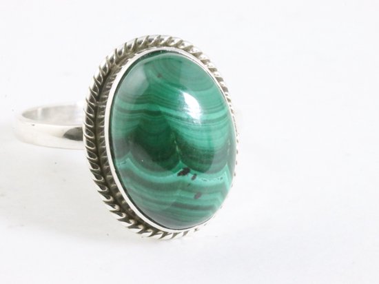 Bewerkte ovale zilveren ring met malachiet afbeelding 1
