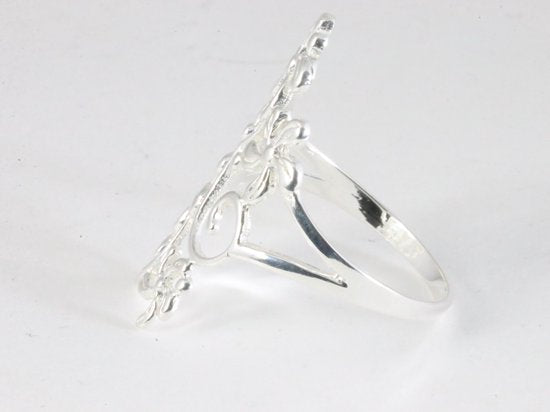 Fijne langwerpige zilveren ring met bloemen afbeelding 2